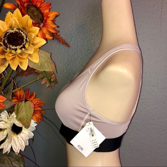 🦋B2G1🦋 Victoria’s Secret Sports Bra X-SMALL - Picture 3 of 6